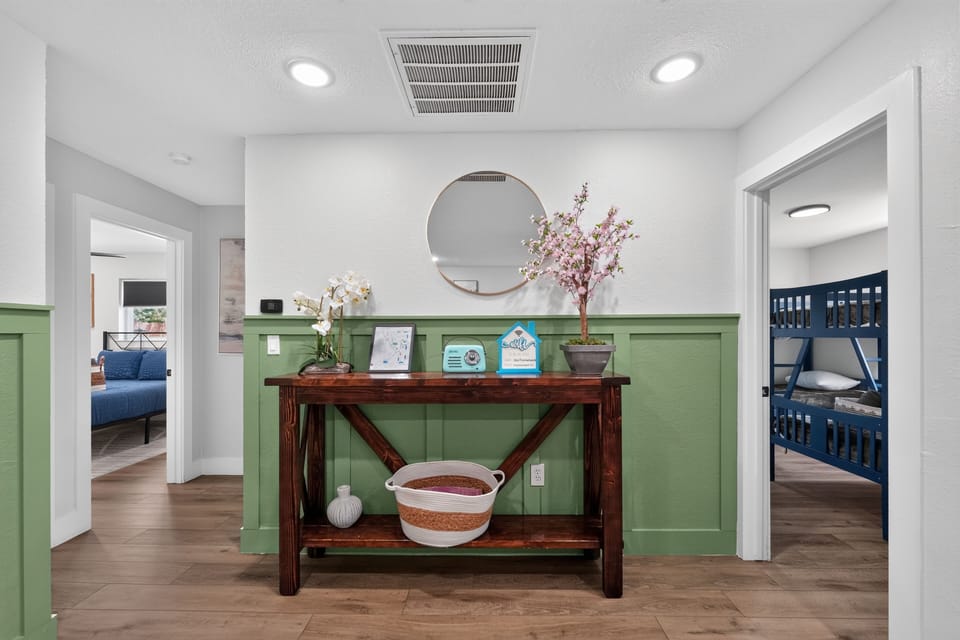 Floor, Flooring, Indoors, Hardwood, Flower