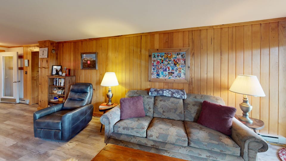Indoors, Furniture, Living Room, Room, Couch