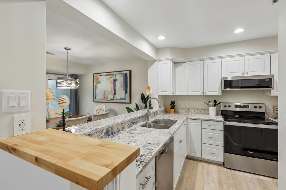 Kitchen with Countertop Seating