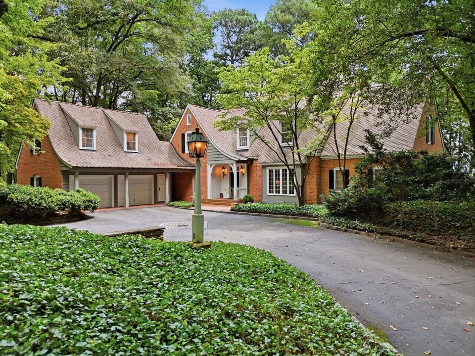 Front Exterior | Garage Access | Private Setting