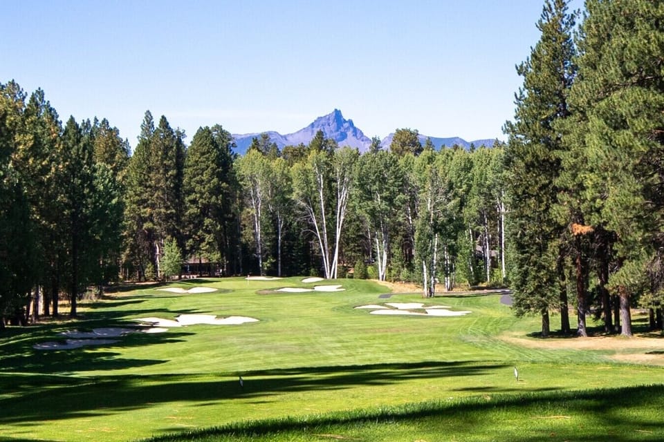 Enjoy championship golf with stunning Cascade Mountain views at both Big Meadow & Glaze Meadow Golf Courses, just minutes from Trail One.