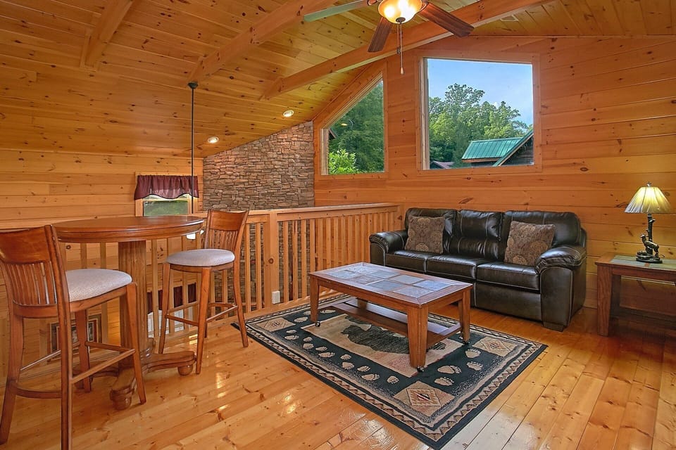 Premium Cabin with Loft and Game Room