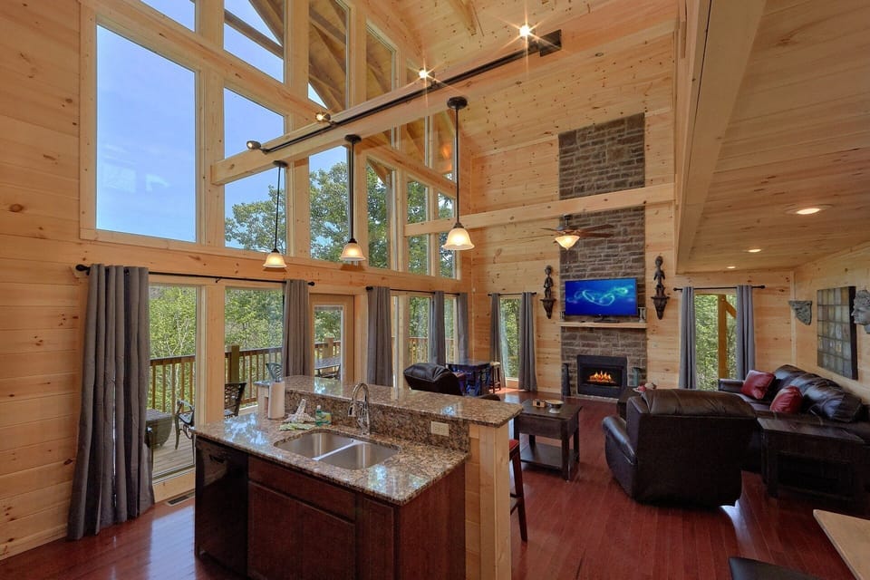 2 Bedroom Luxury Cabin  Indoor Pool