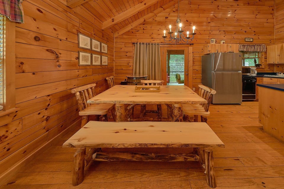 Dining Table Seats 6