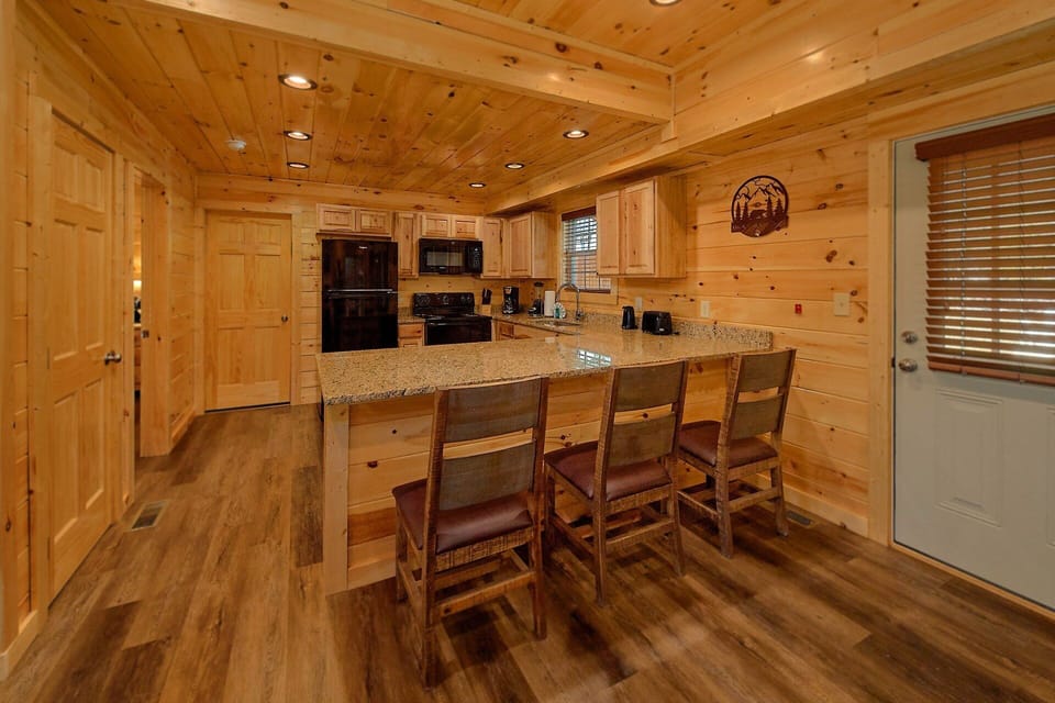 Fully Stocked Kitchen with Bar