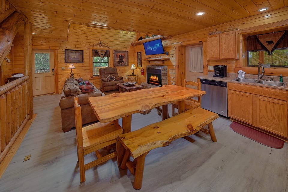 3 Bedroom Gas Fireplace