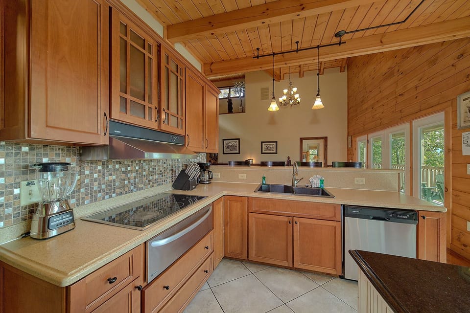 Large Kitchen with Modern Appliances