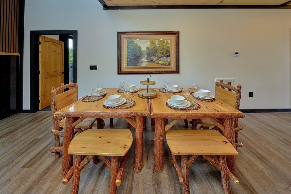 Dining Table and Chairs Seating 6