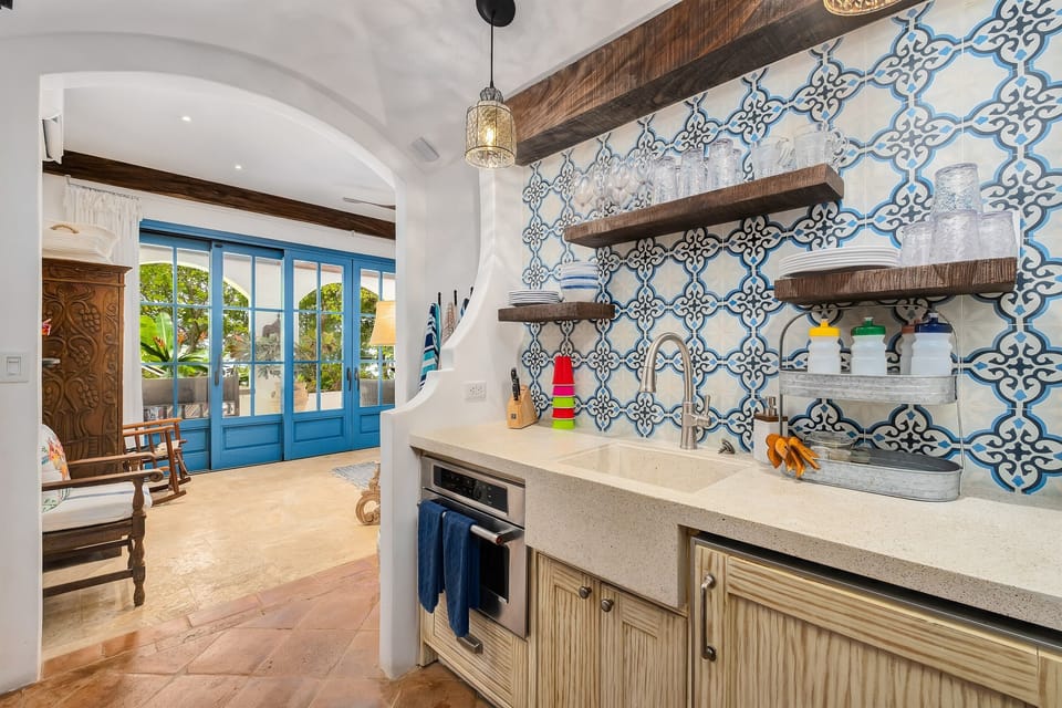 Santiago Suite Kitchenette