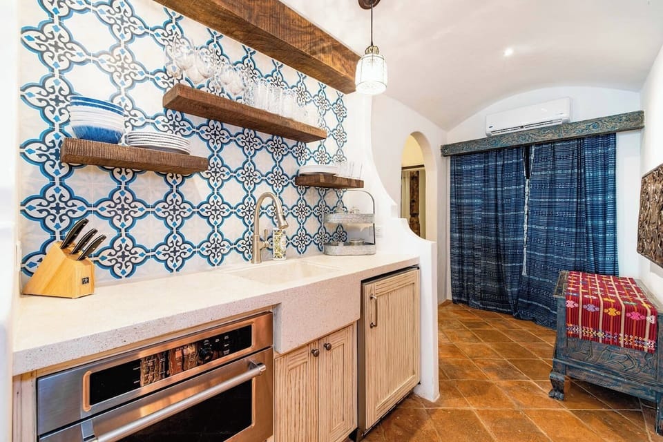 Santiago Suite Kitchenette