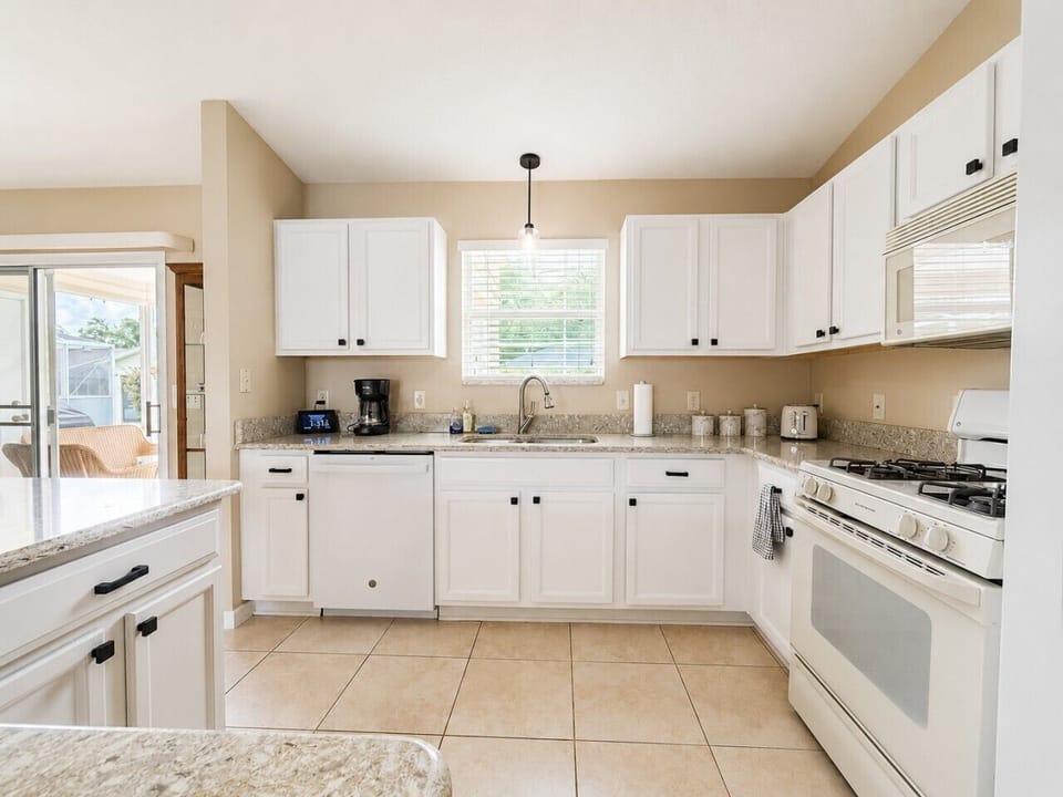 Kitchen 2