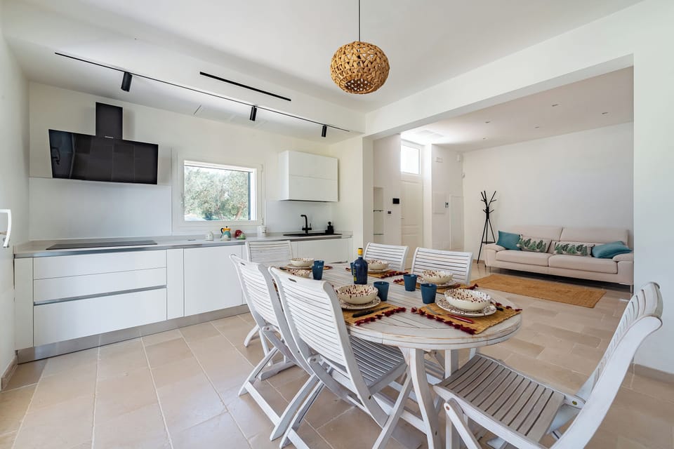 Kitchen and dining area
