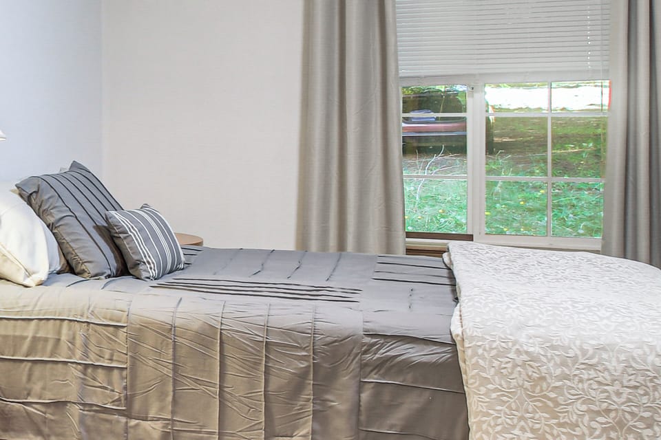 Bedroom 3 | Full Bed