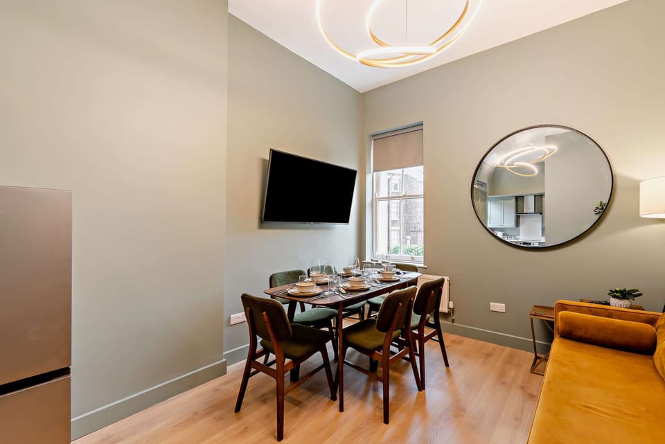 35 Catherine Flat B, Liverpool - Host & Stay