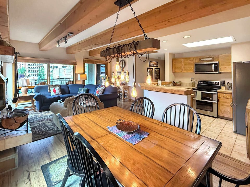 Open Concept dining and living | Listed with @BookTraverse