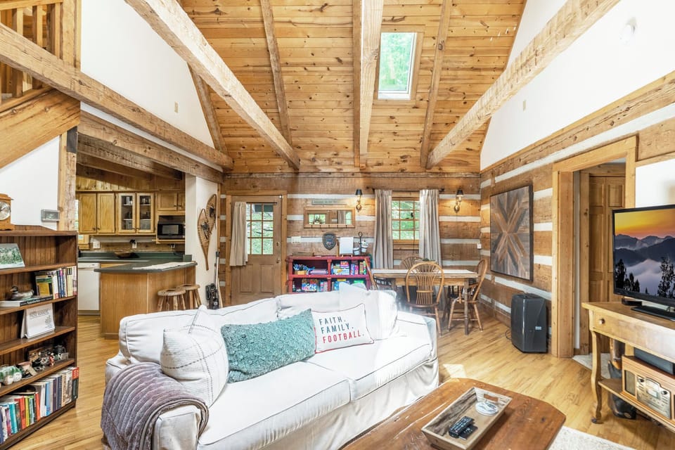 Living Room----Open Floor Plan