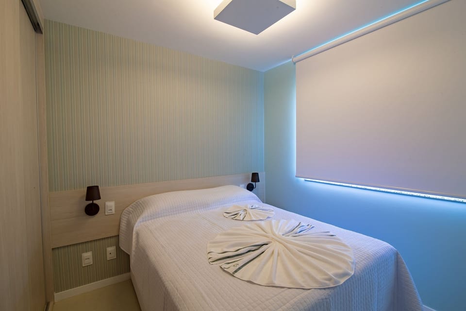 Bed,Bedroom