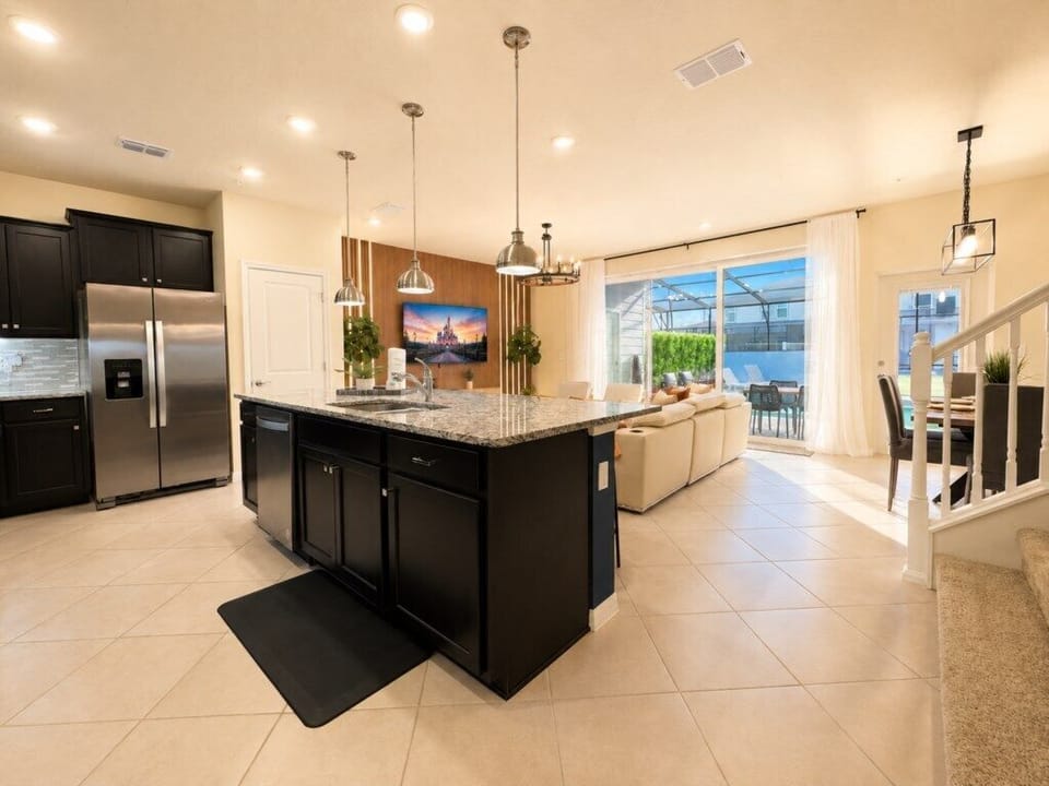 Open kitchen and living area designed for families and groups to enjoy time together.
