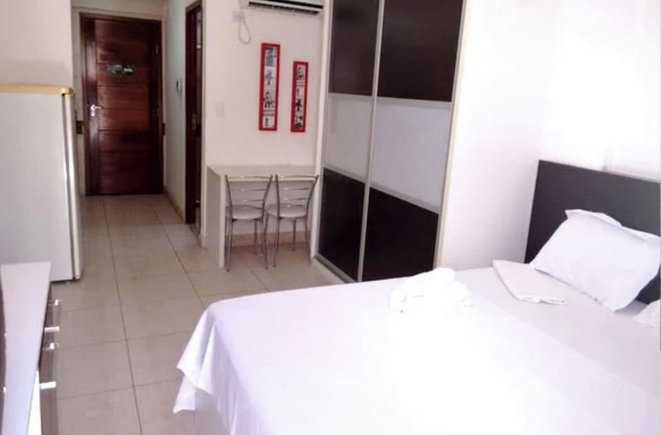 Bedroom. Interior and views may vary based on location and availability.