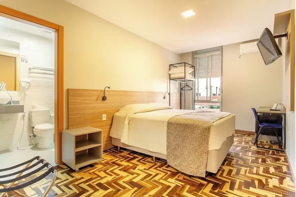 Bedroom. Interior and views may vary based on location and availability.