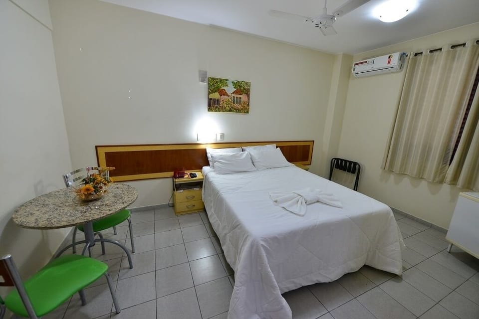Bedroom. Interior and views may vary based on location and availability.