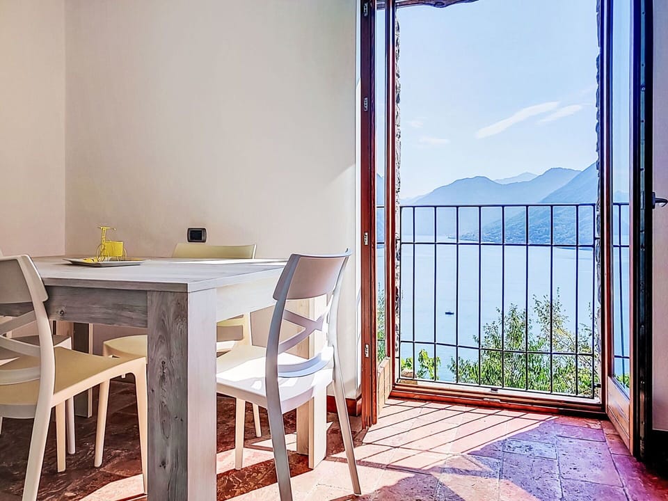 Furniture, Wood, Interior Design, Chair, Flooring, Table, Floor, Kitchen & Dining Room Table, Room, Glass