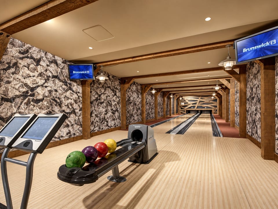 Strike up some fun! Guests can enjoy a game of bowling at One Ski Hill Place
