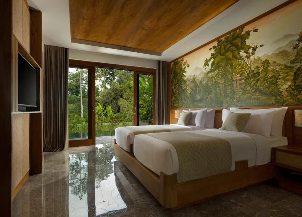 Bedroom. Interior and views may vary based on location and availability.