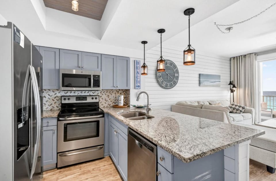Majestic Sun A1008 - Remodeled, Gulf View Kitchen - fully stocked with more than the basics, Coffee bar, and more!