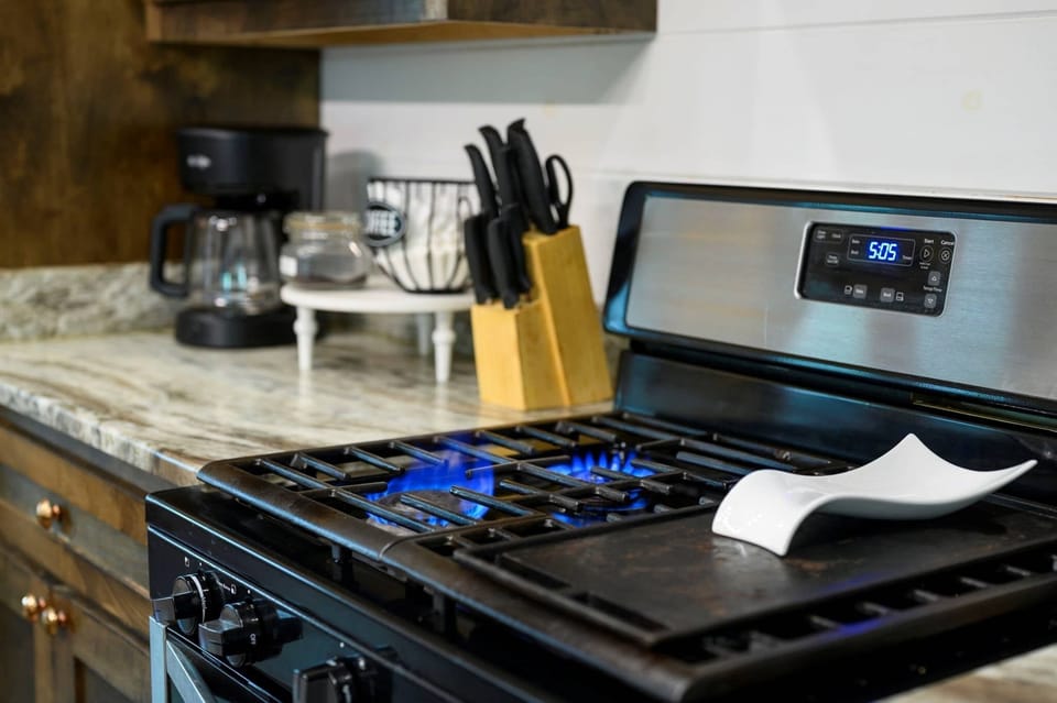 The open kitchen is well equipped for an unforgettable getaway​