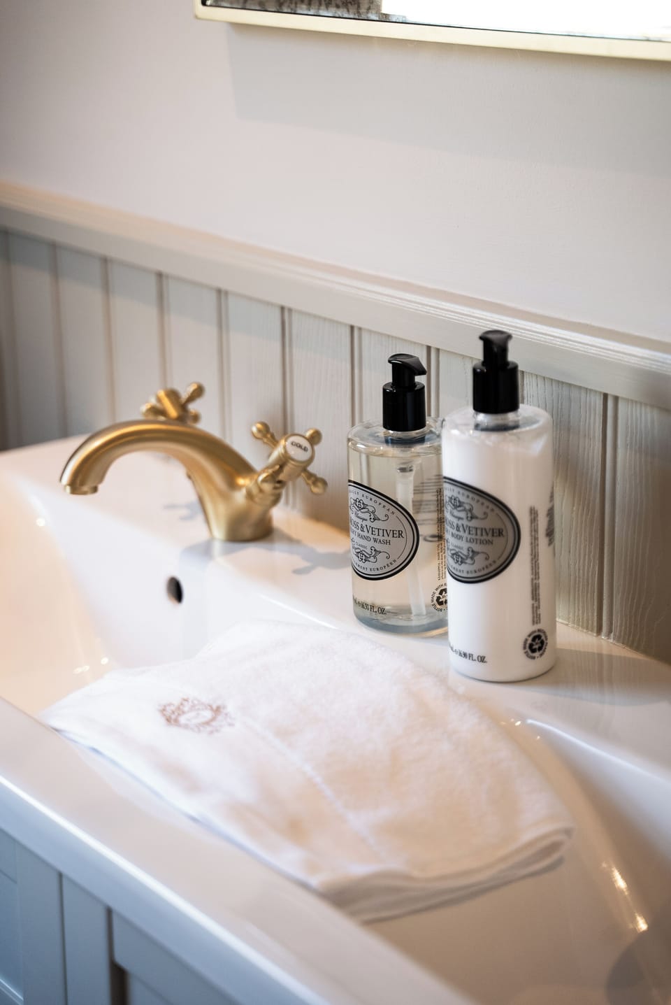 Bathroom amenities