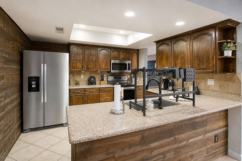 Prep your favorite ingredients easily on beautiful stone countertops 