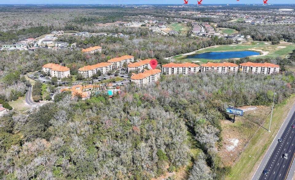 Peaceful resort surrounded by palm trees and Florida sunshine. Conveniently located just 12.2 miles from Magic Kingdom, 10.4 miles from Animal Kingdom, and 11 miles from Epcot—close to the action, yet calm and relaxing.