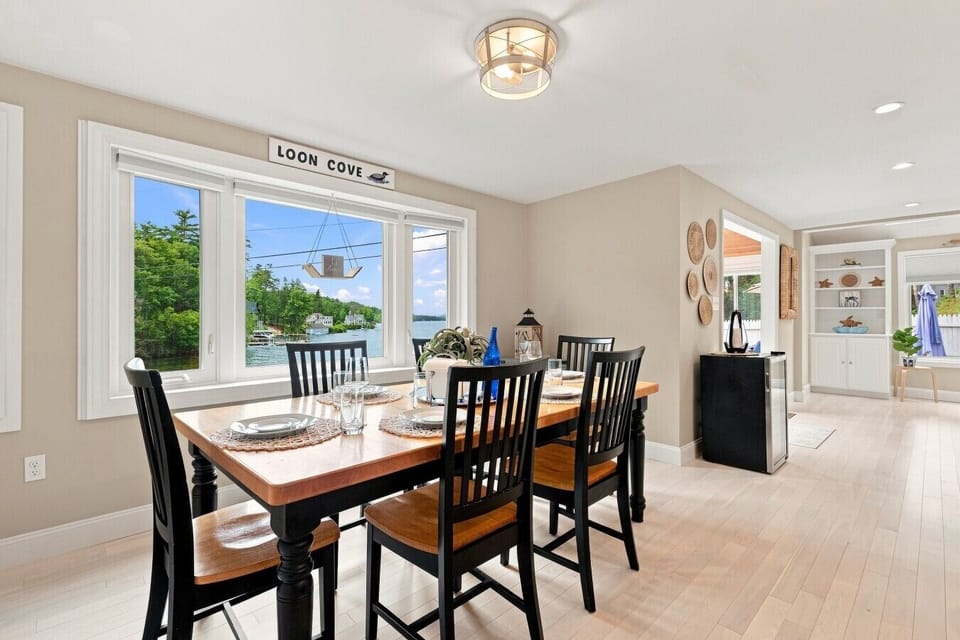Bright dining space overlooking the lake