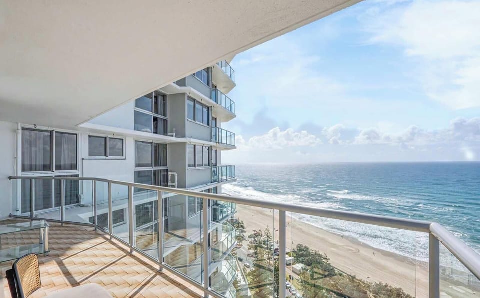 Surfers Paradise Beach 