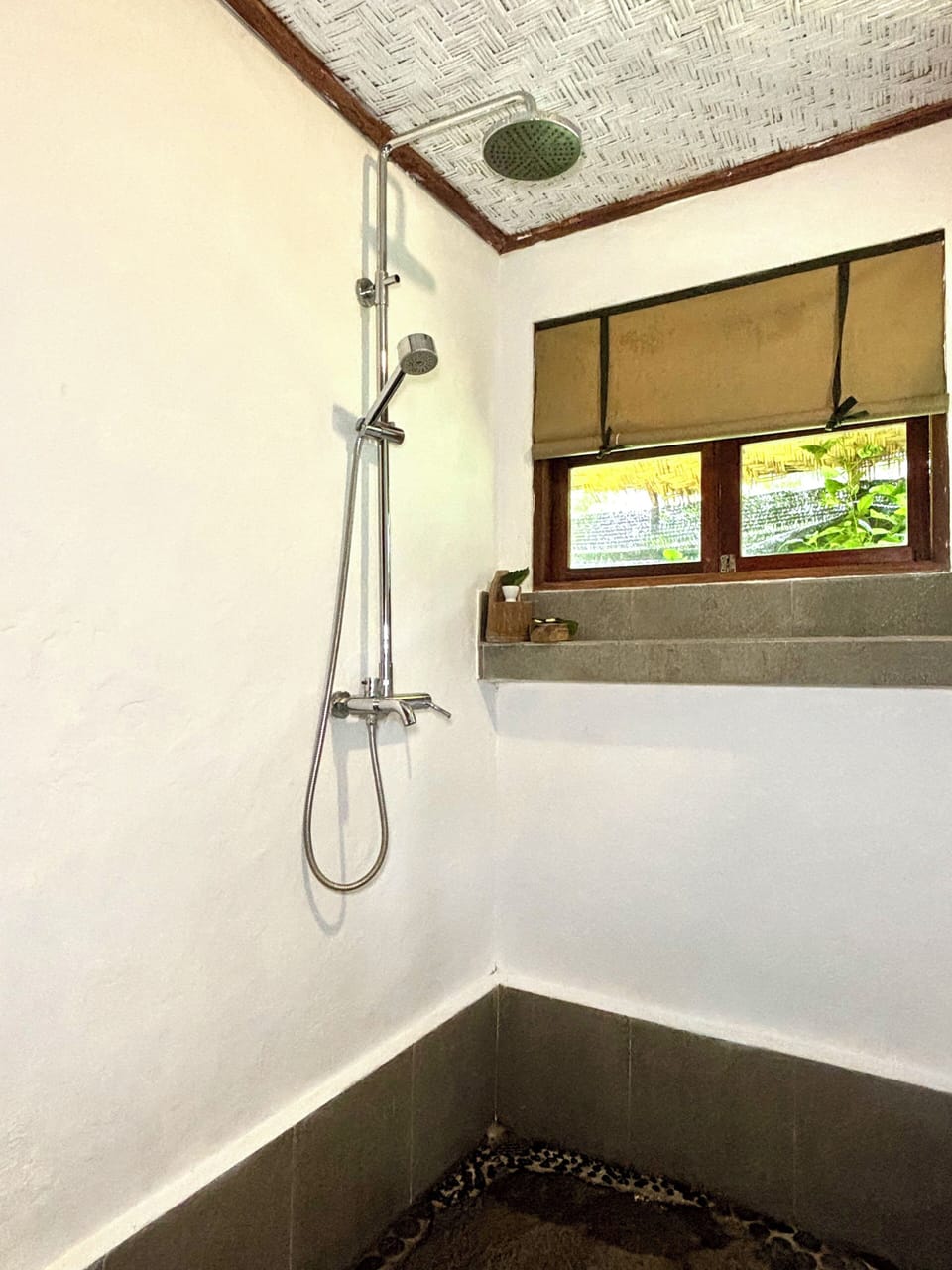Shower, soap