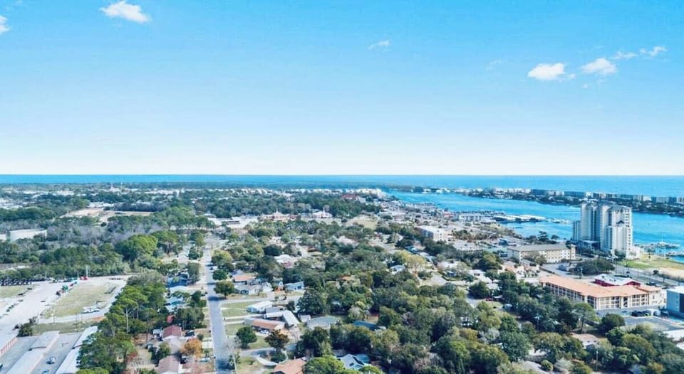 Our home is located close to center south in this picture…
We are 1.5 miles from Fort Walton beach. 
Have beach chairs towels and other accessories, including beach cabana.

