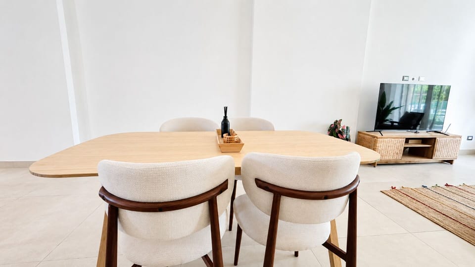 Dining area,TV and multimedia