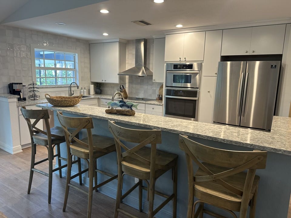Fully equipped kitchen