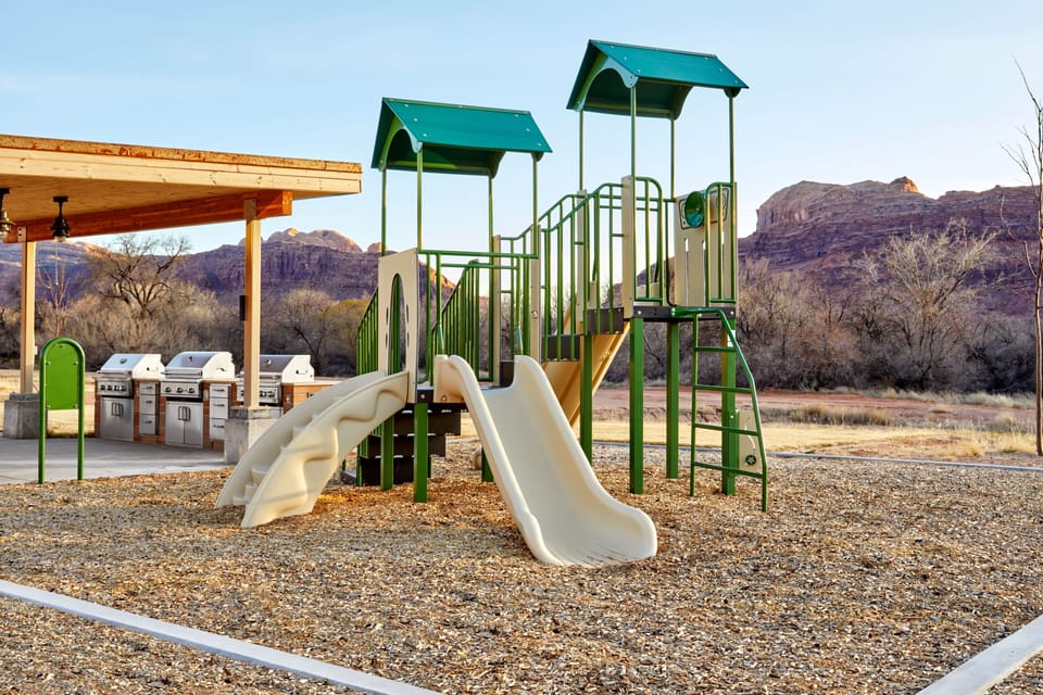 Playground Moab WbW AM 004