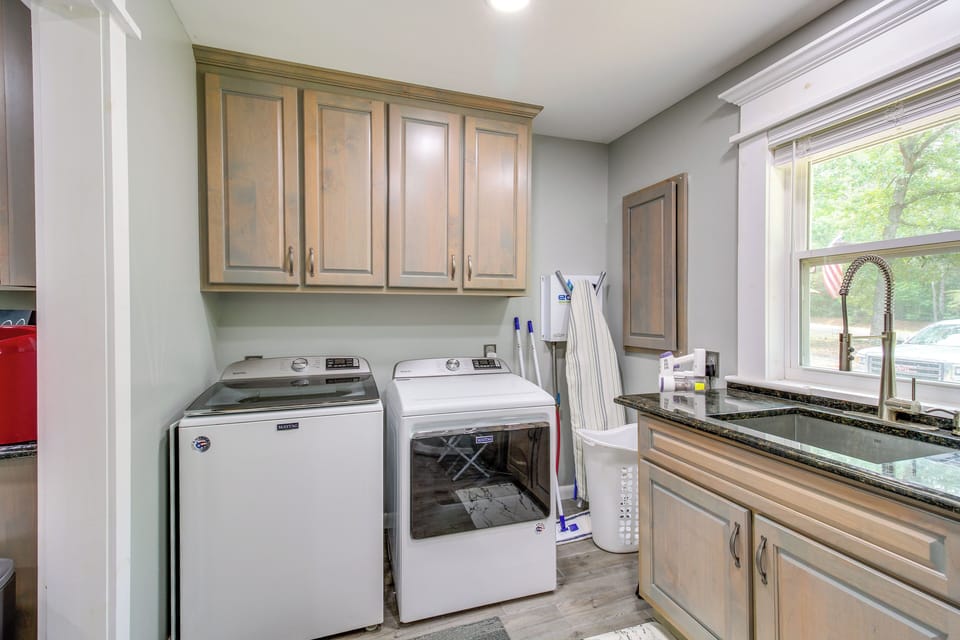 Main House | In-Unit Laundry
