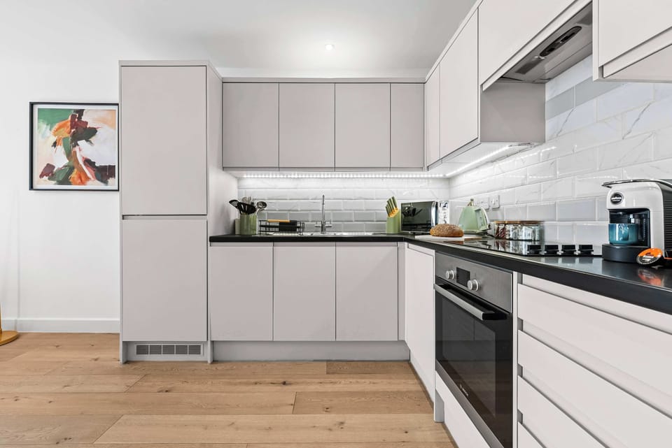 The fully equipped kitchen at Blue Puffin Stays make it easy to enjoy a home-cooked meal and coffee facilities.