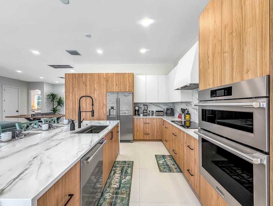 65 web or mls JOY 052955