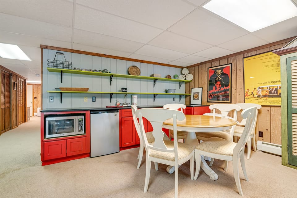 Kitchenette and game table in Lower Level