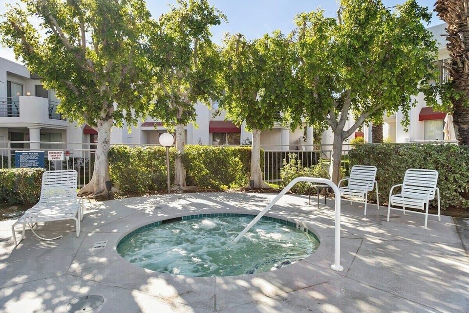 La Palme Community Spa