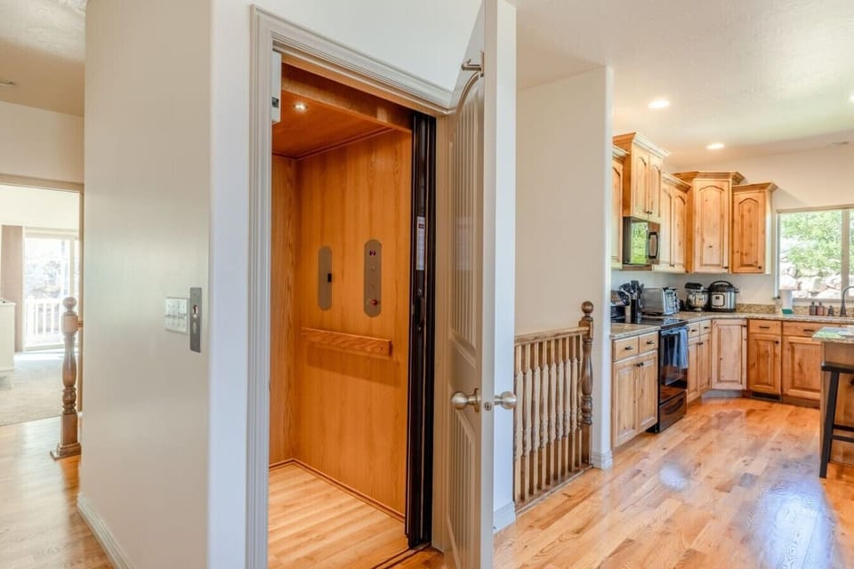 In-home elevator