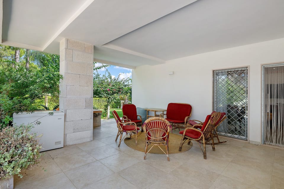 Villa Monti with Private Pool, Wi-Fi, and Air Conditioning Villa in Province of Taranto