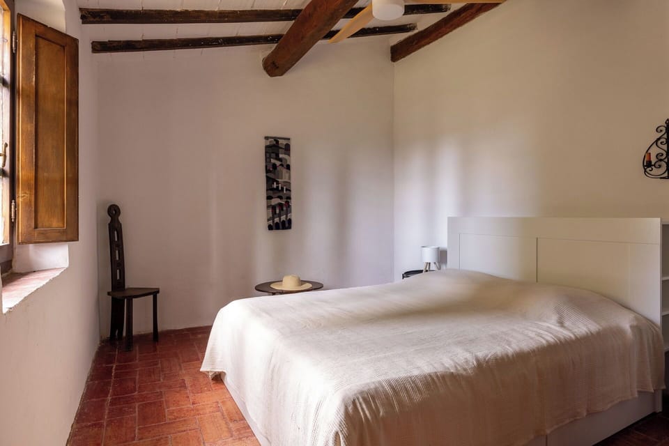 Autumn, Bedroom, Spring, Summer