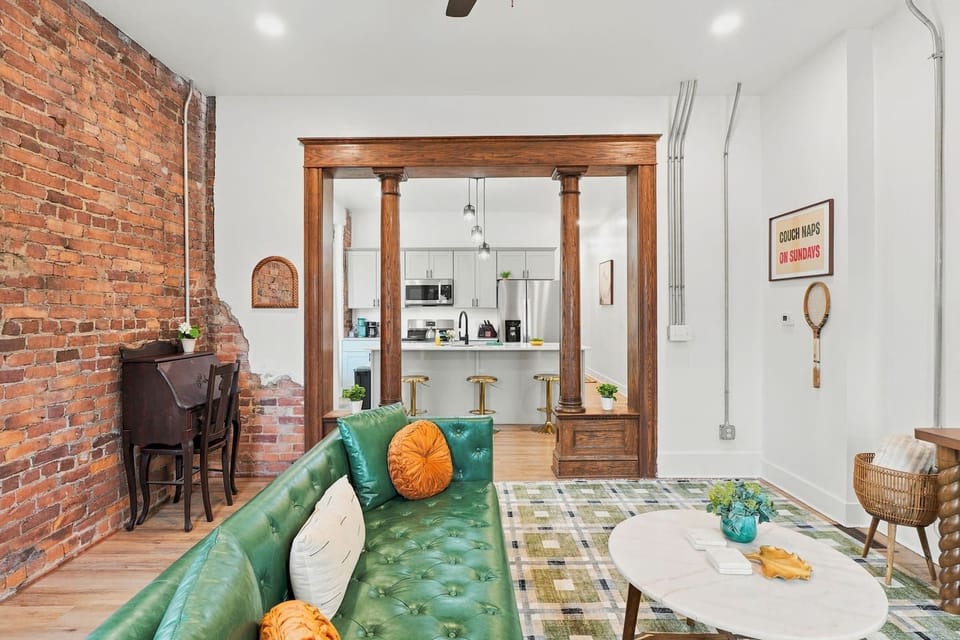 Relax in style with exposed brick, historic charm, and a comfortable setup. Located close to Promenade Park, Science Central, and vibrant downtown Fort Wayne dining.