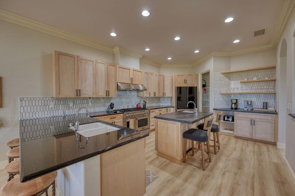 K0715 - Kitchen